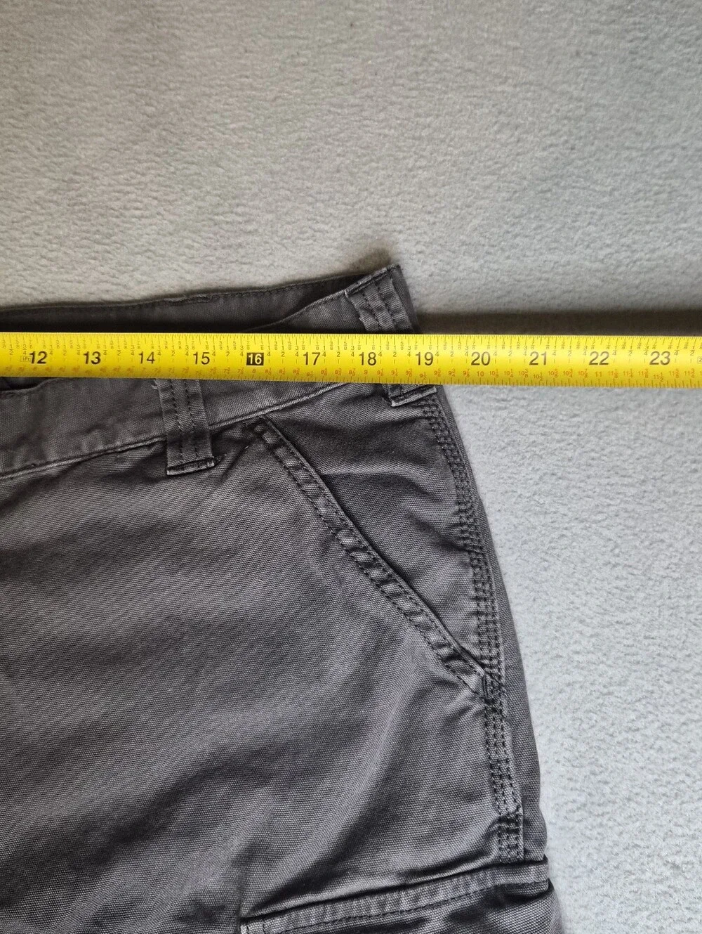 Carhartt Grey Cargo Shorts With a Relaxed fit size mens 38W